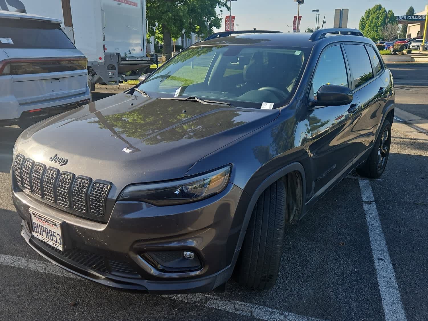 Used 2020 Jeep Cherokee Latitude Plus image 1
