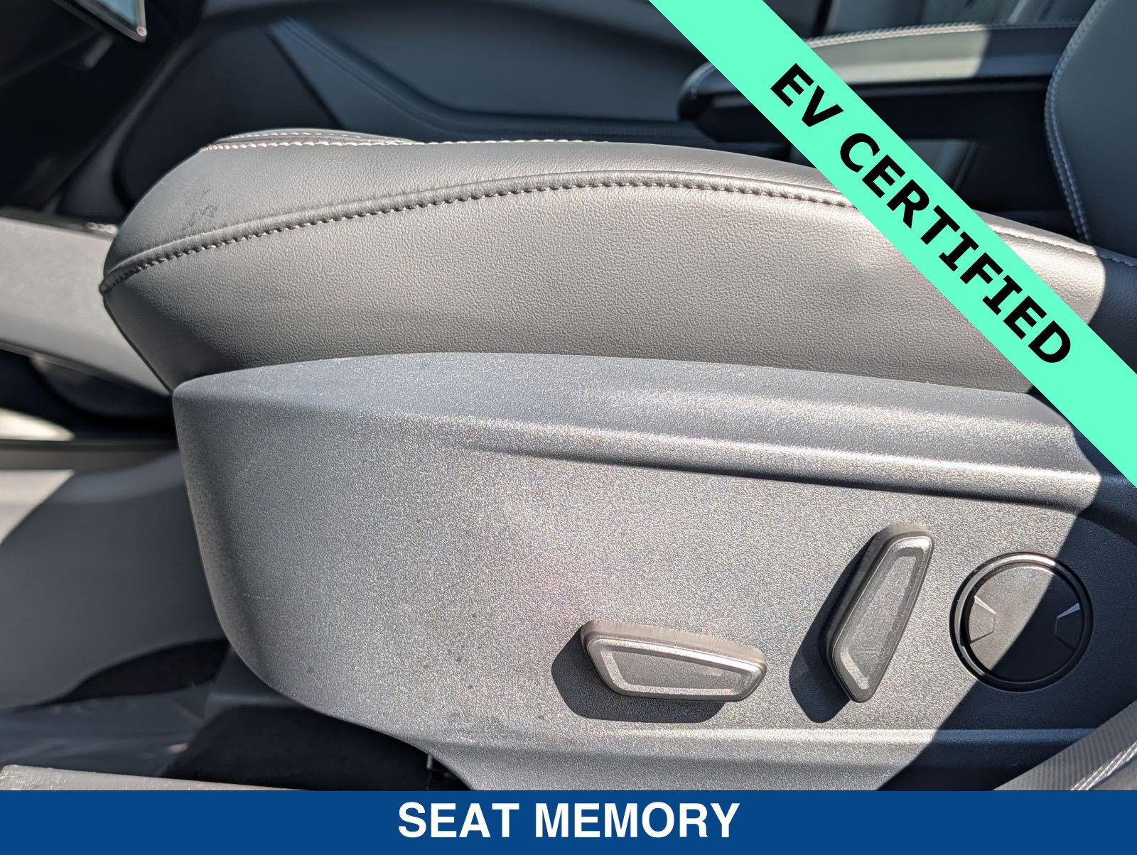 Certified 2025 Ford Mustang Mach-E Select w/ Comfort Package Lite RWD image 24