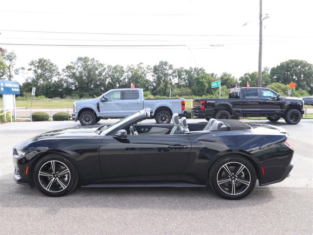 Certified 2024 Ford Mustang Premium image 3