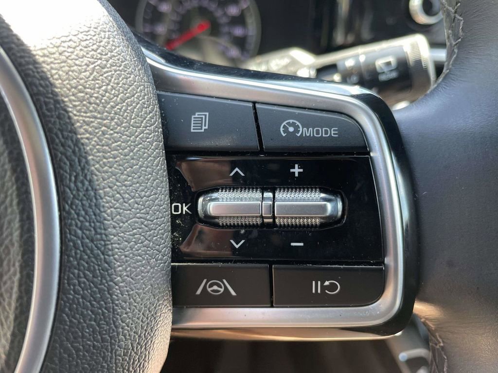 Used 2022 Kia Sorento S FWD image 26