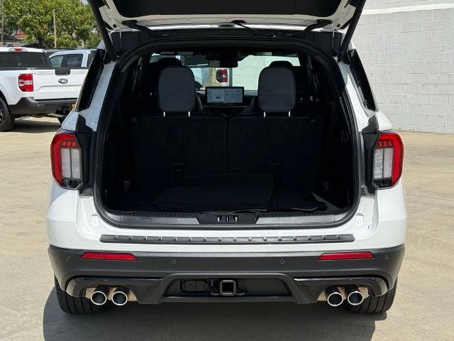 Certified 2025 Ford Explorer ST AWD/4WD image 15