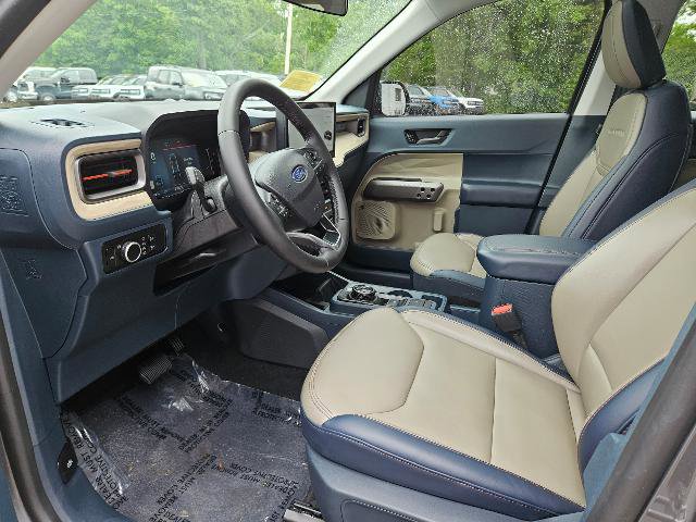 Certified 2025 Ford Maverick Lariat AWD/4WD image 12