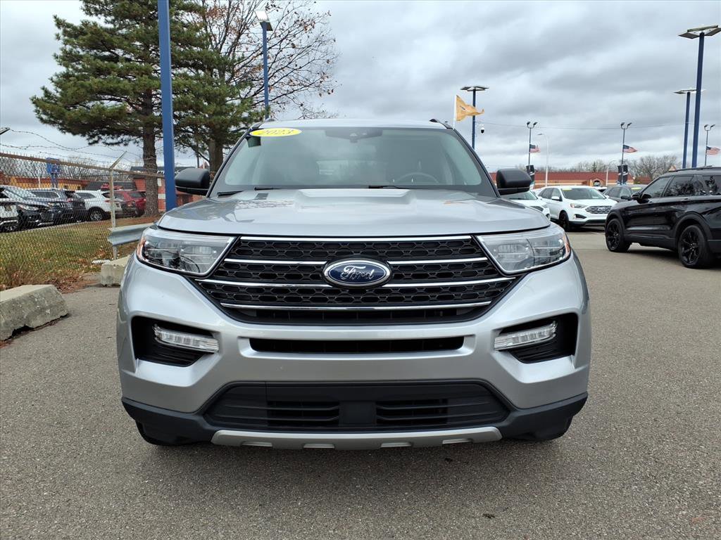 Certified 2023 Ford Explorer XLT w/ Equipment Group 202A image 2