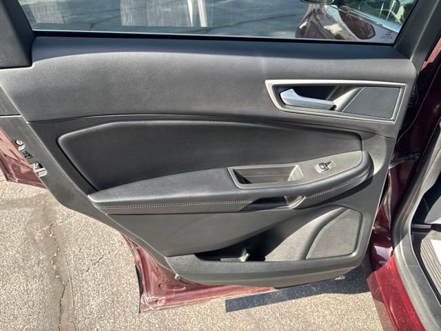 Certified 2024 Ford Edge SEL w/ Convenience Package AWD/4WD image 11