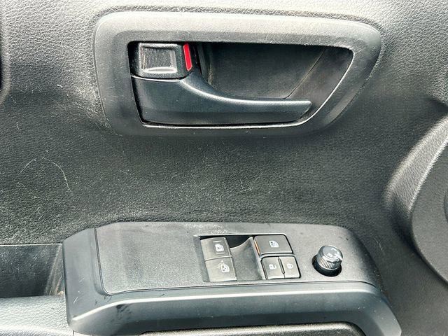 Used 2021 Toyota Tacoma SR image 18