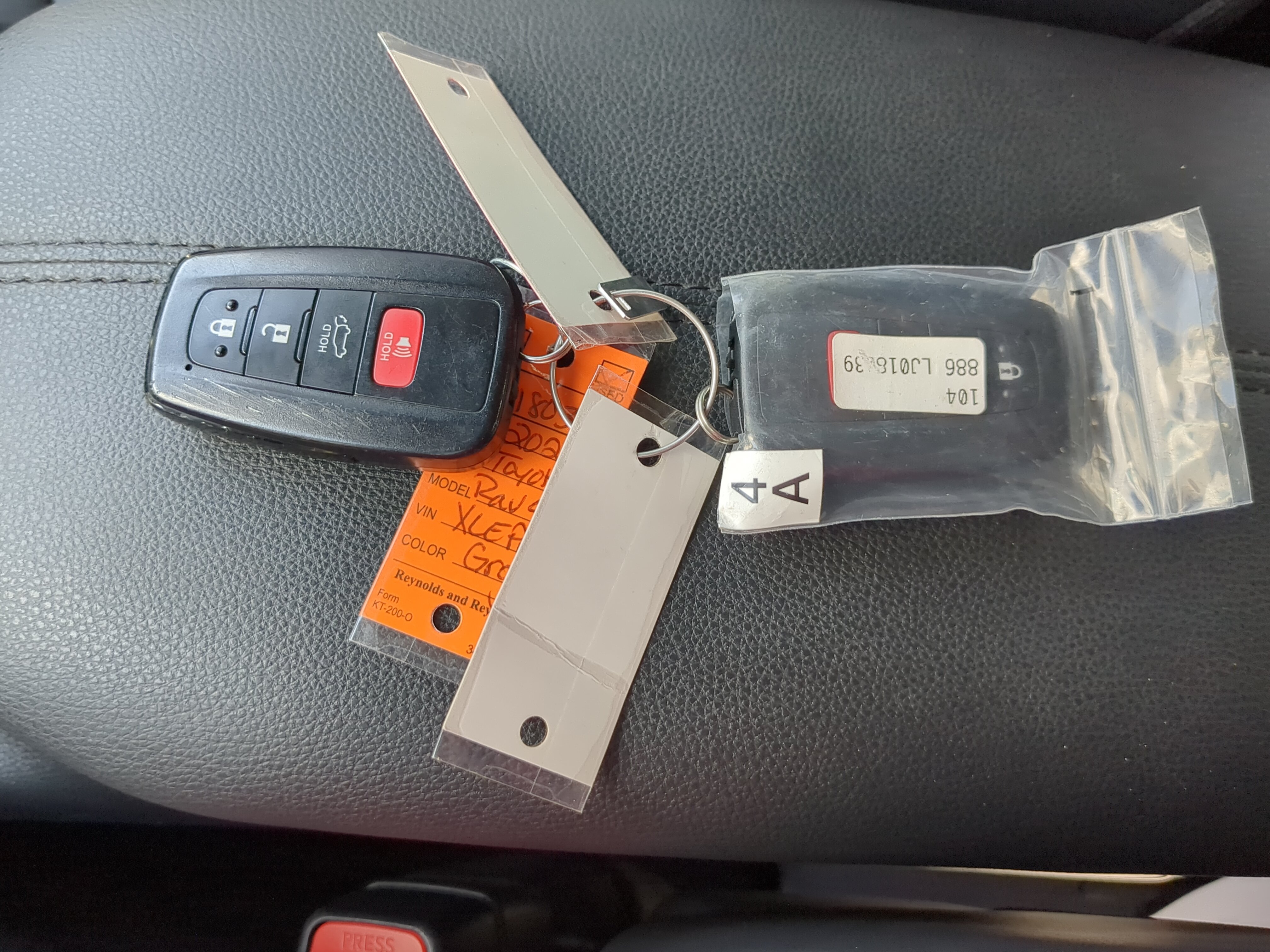 Used 2020 Toyota RAV4 XLE Premium FWD image 26