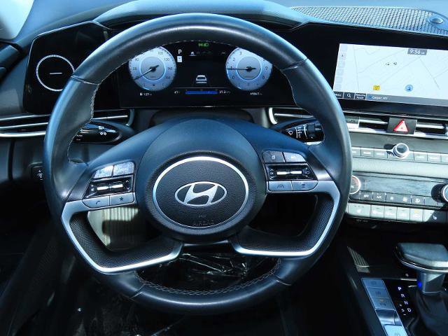 Used 2024 Hyundai Elantra Limited image 26