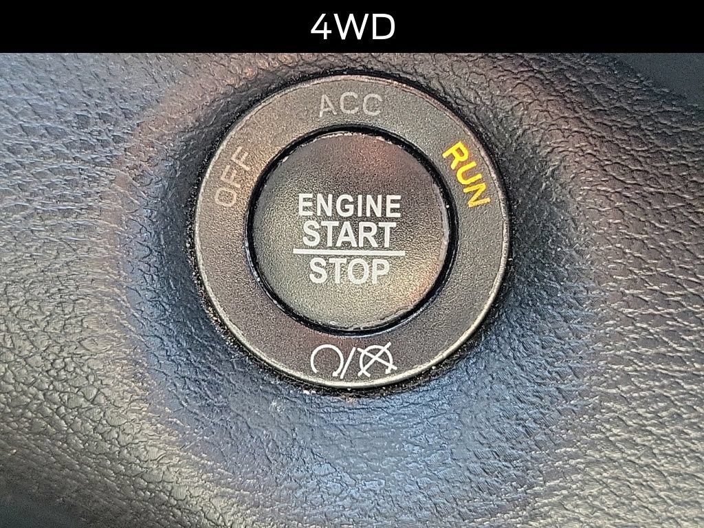 Used 2019 Jeep Cherokee Limited w/ Luxury Group AWD/4WD image 31