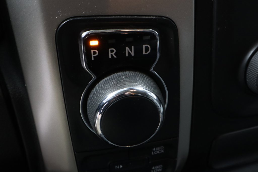 Used 2019 RAM 1500 Classic SLT image 32