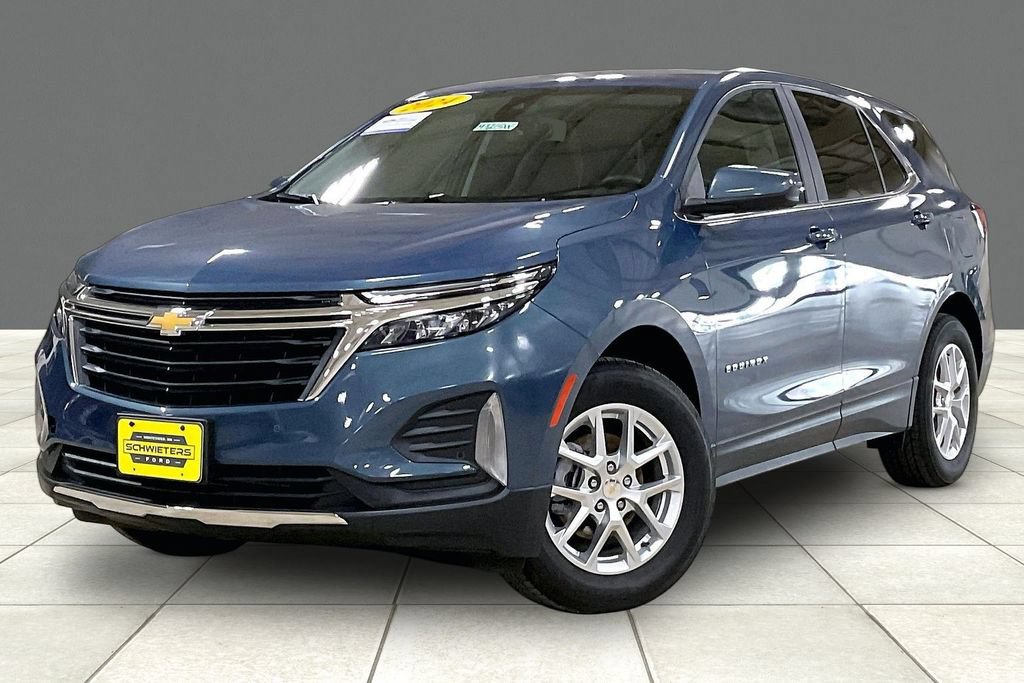 Used 2024 Chevrolet Equinox LT AWD/4WD image 2