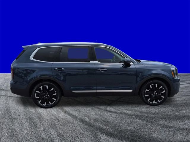 Used 2024 Kia Telluride SX w/ Towing Package FWD image 3