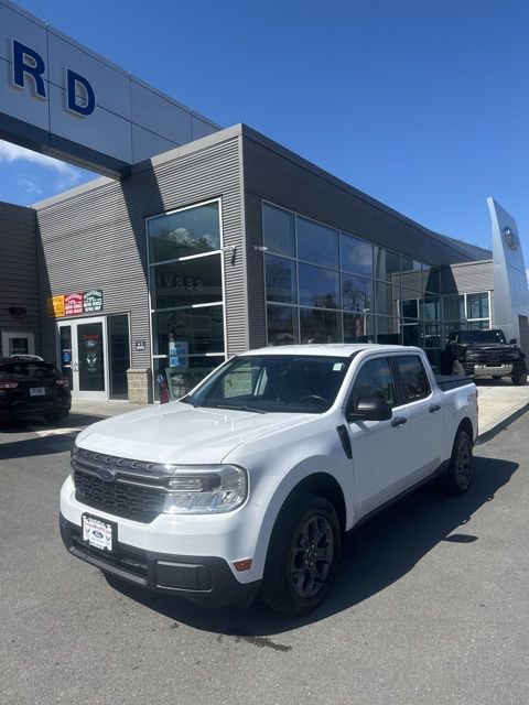 Certified 2022 Ford Maverick XLT w/ Equipment Group 300A Standard