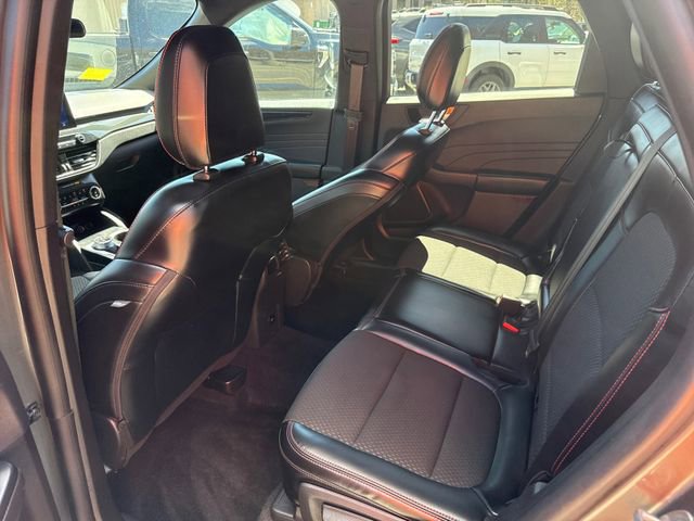 Certified 2024 Ford Escape ST-Line AWD/4WD image 10