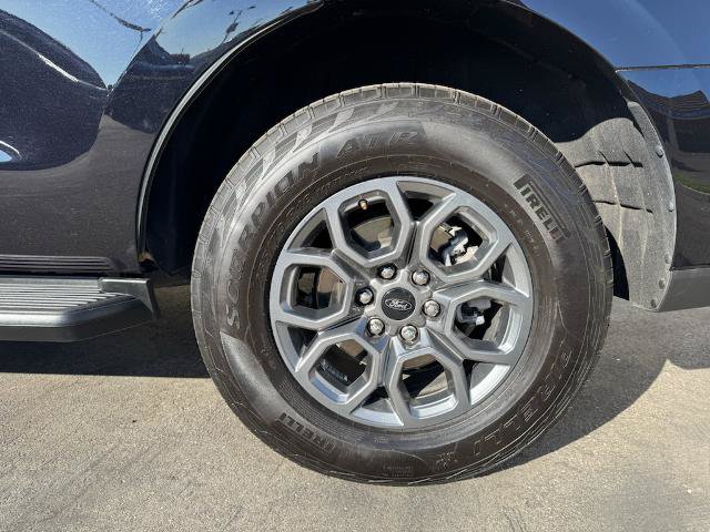 Certified 2025 Ford Expedition Active AWD/4WD image 10