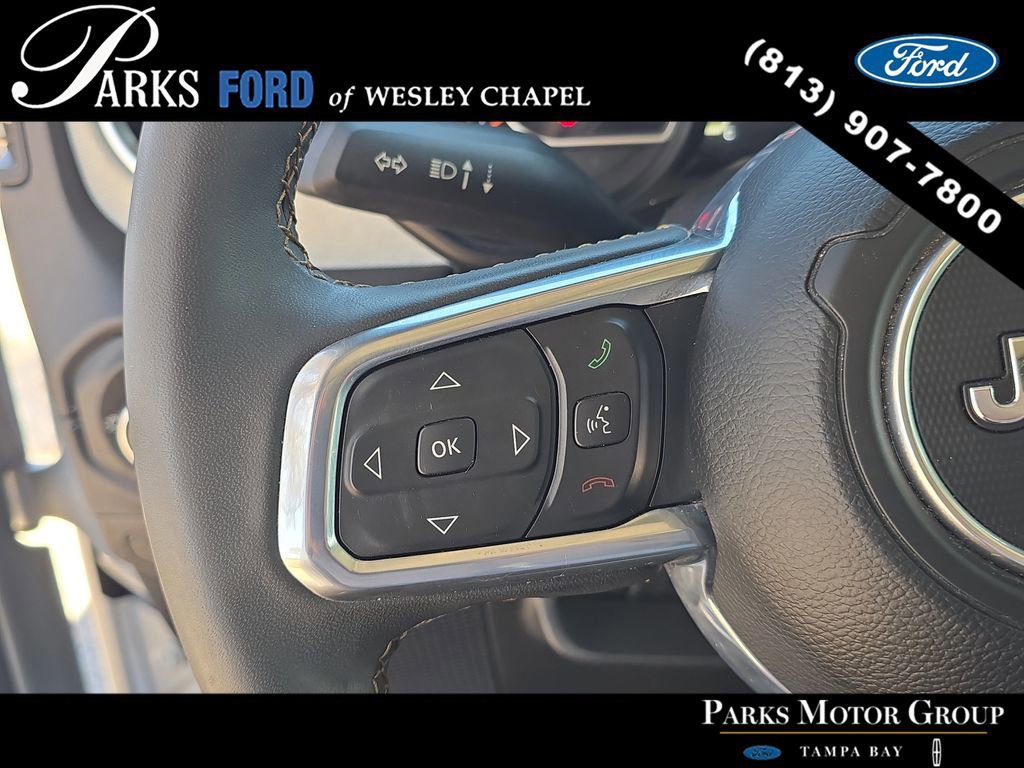 Used 2024 Jeep Wrangler Sahara image 28