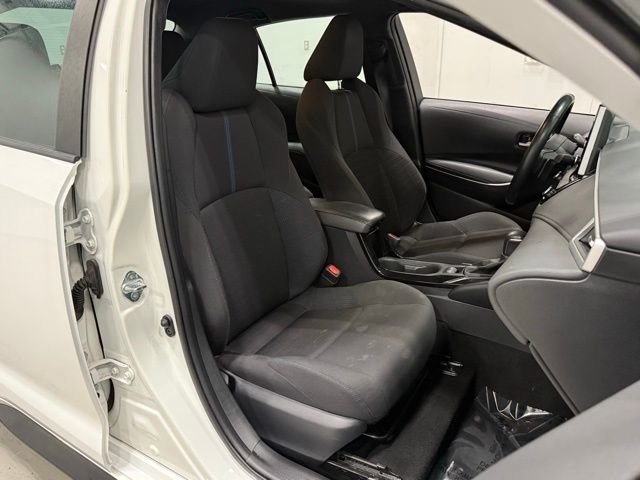 Used 2021 Toyota Corolla SE image 32