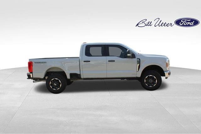 Certified 2025 Ford F250 XLT w/ Tremor Off-Road Package AWD/4WD image 4