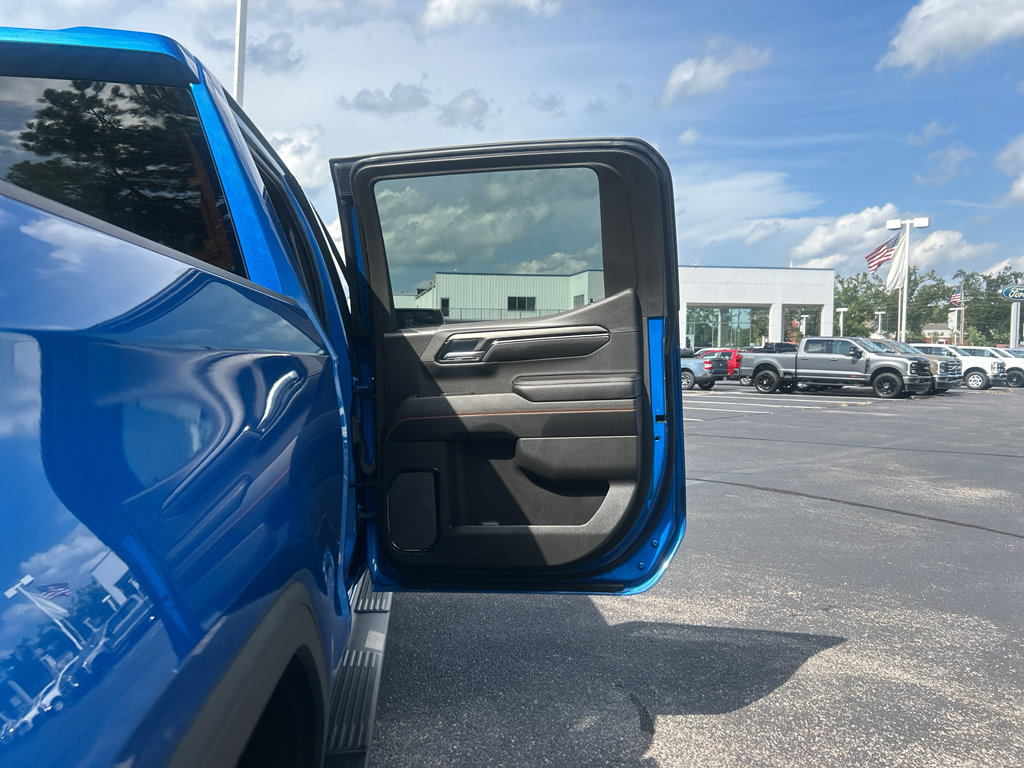 Used 2023 GMC Sierra 1500 AT4 w/ AT4 Preferred Package AWD/4WD image 23