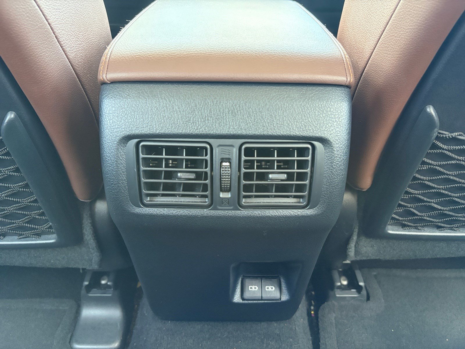 Used 2024 Toyota 4Runner Limited RWD image 26