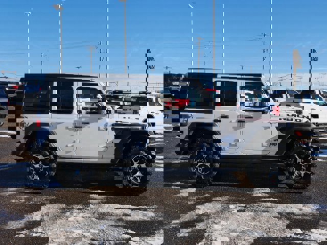 Used 2021 Jeep Wrangler Unlimited Rubicon w/ Cold Weather Group image 6