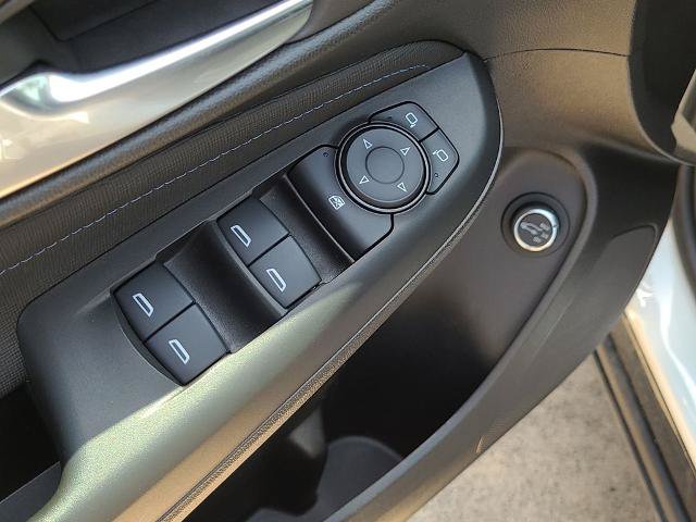 Used 2024 Buick Envista Sport Touring w/ Convenience II Package FWD image 21