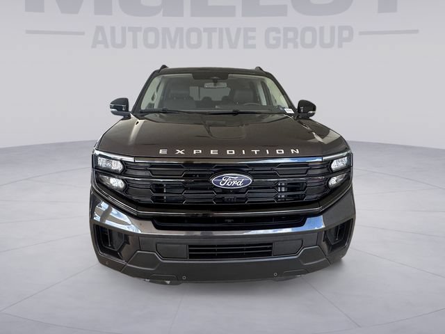Certified 2025 Ford Expedition Active AWD/4WD image 8