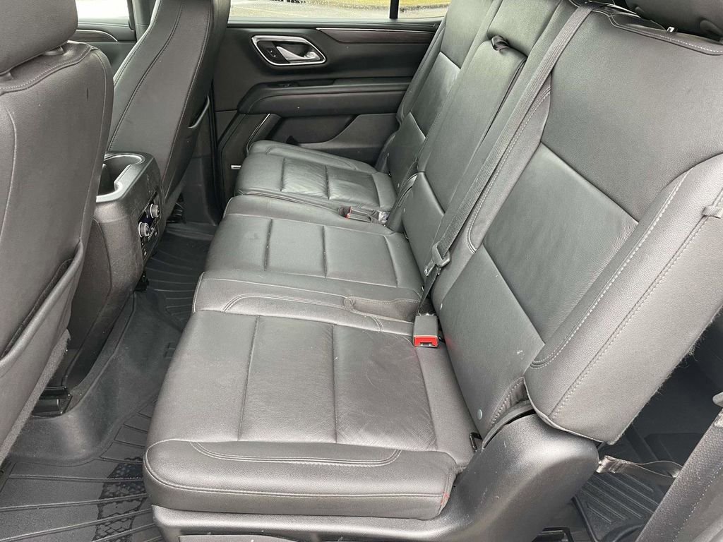 Used 2023 Chevrolet Tahoe LT w/ Luxury Package image 12