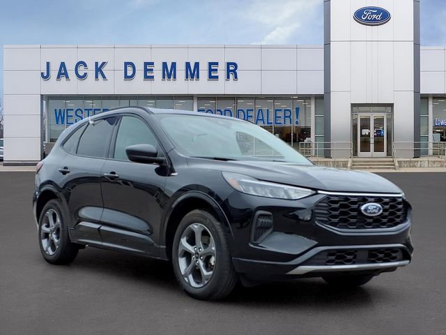 Certified 2024 Ford Escape ST-Line w/ Tech Pack #1 AWD/4WD image 1