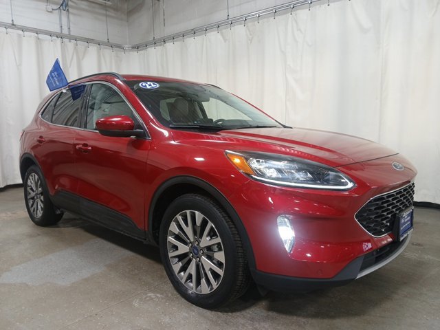 Certified 2022 Ford Escape Titanium w/ Class II Trailer Tow Package image 7