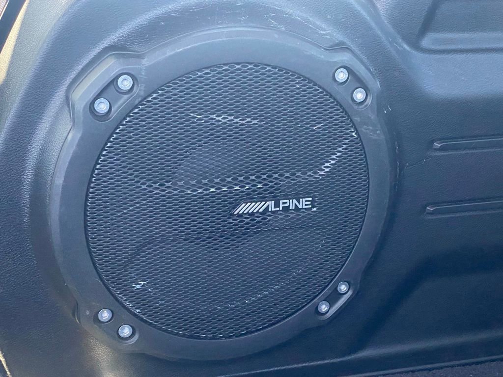 Used 2023 Jeep Wrangler Sahara AWD/4WD image 28