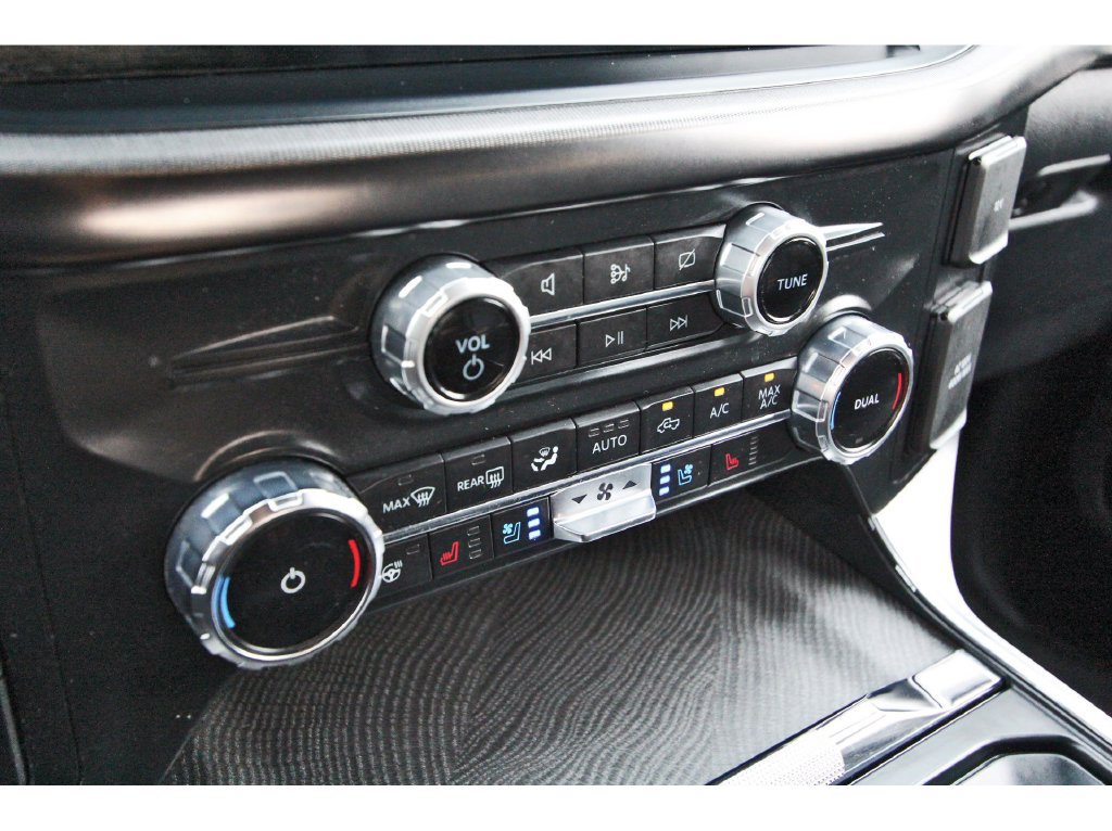 Certified 2022 Ford F150 Platinum w/ Equipment Group 701A High AWD/4WD image 23