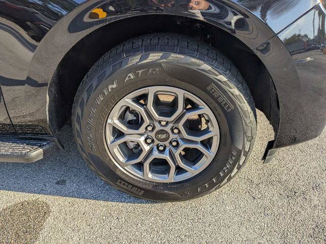 Certified 2025 Ford Expedition Active AWD/4WD image 11