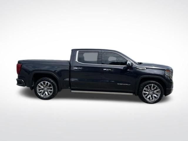 Used 2023 GMC Sierra 1500 Denali w/ Denali Reserve Package AWD/4WD image 12