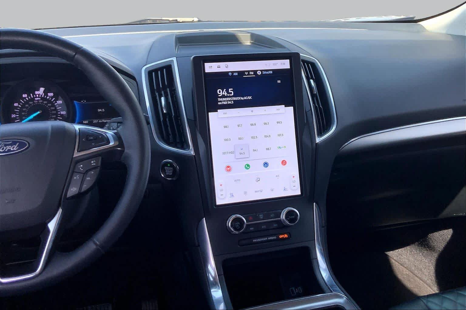Certified 2024 Ford Edge Titanium AWD/4WD image 7
