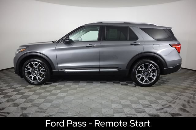 Certified 2025 Ford Explorer Platinum w/ Ultimate Package AWD/4WD image 8