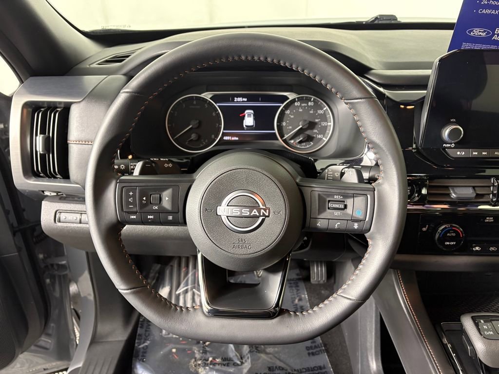 Used 2025 Nissan Pathfinder Rock Creek image 16