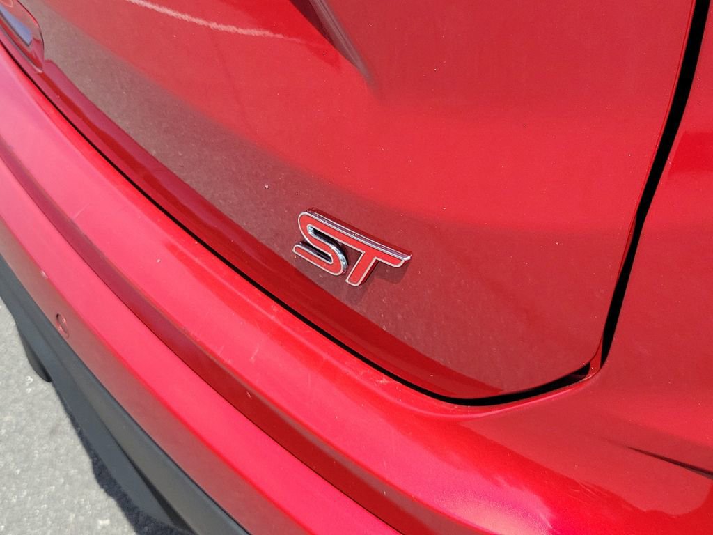 Certified 2022 Ford Edge ST w/ Equipment Group 401A AWD/4WD image 6