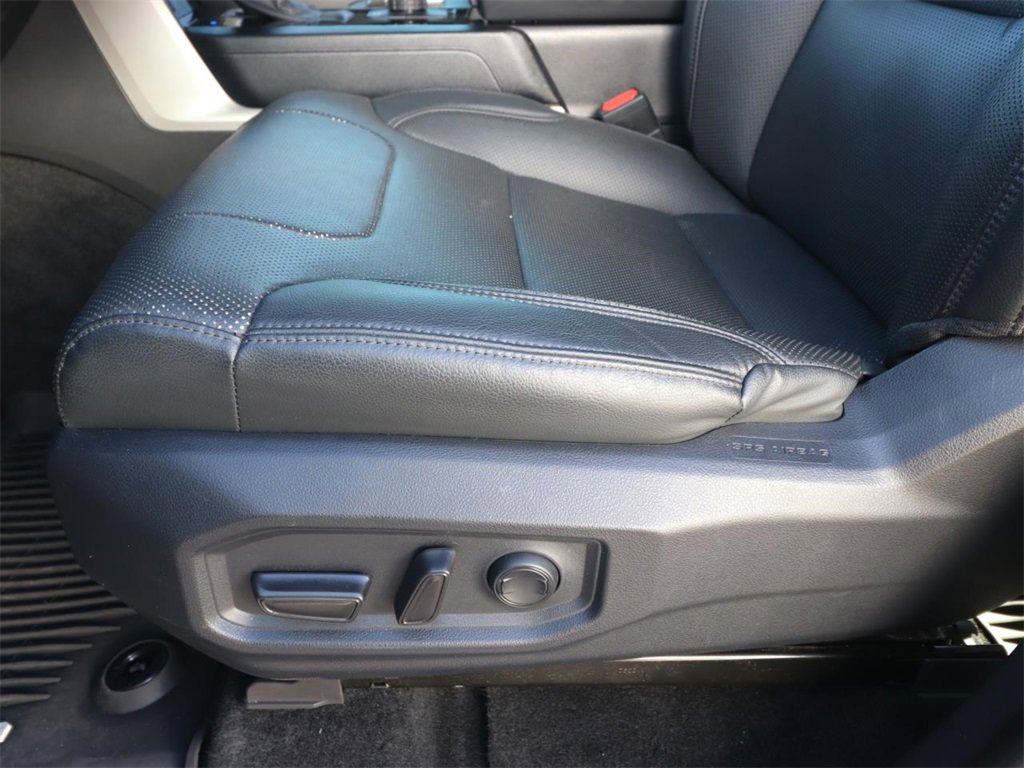 Used 2022 Toyota Tundra SR5 image 16