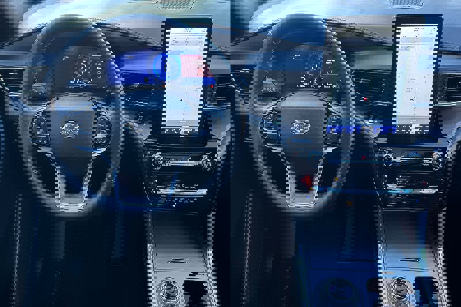 Certified 2023 Ford Explorer Platinum w/ Technology Package image 14