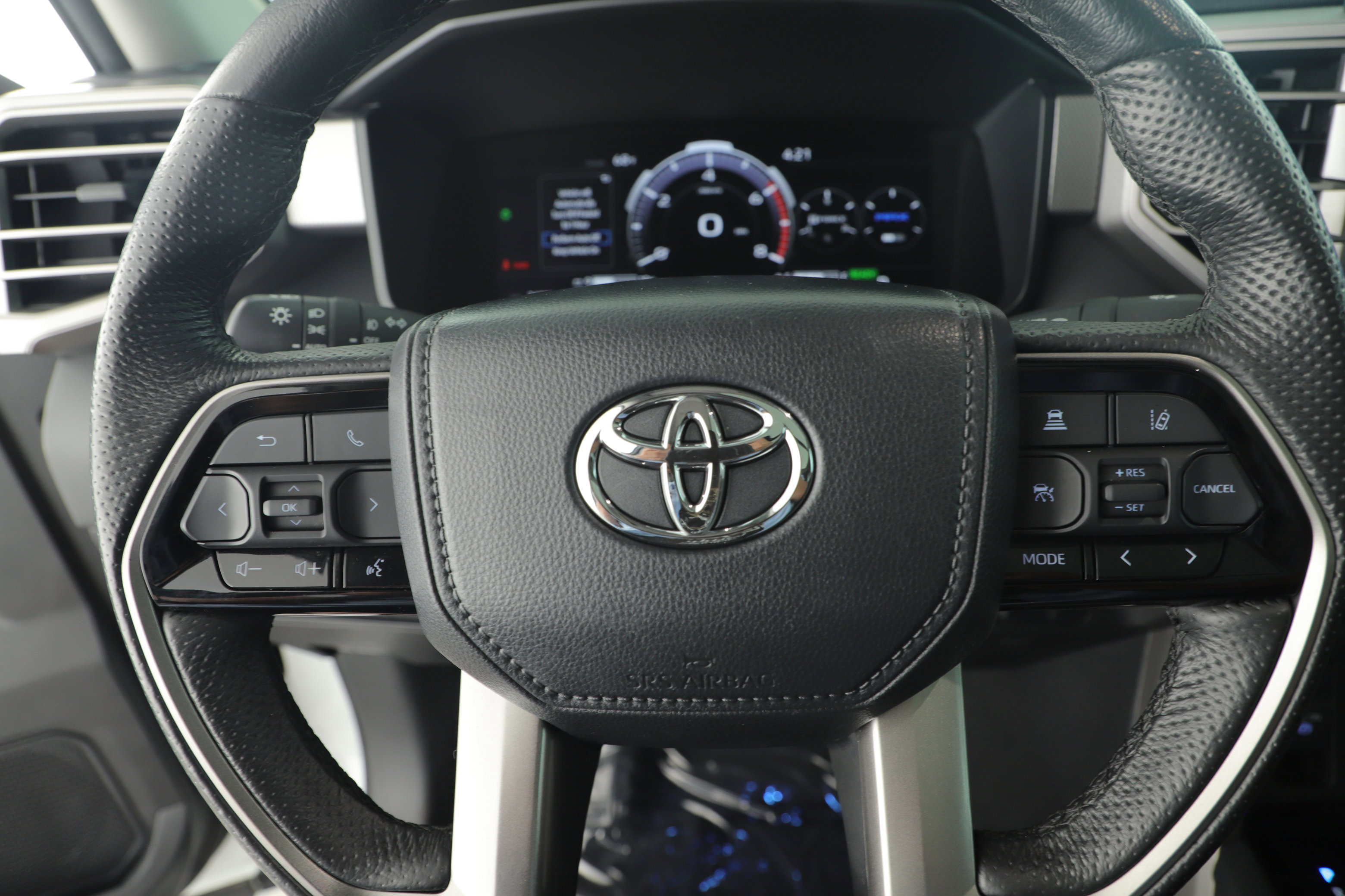 Used 2024 Toyota Tundra Limited image 19