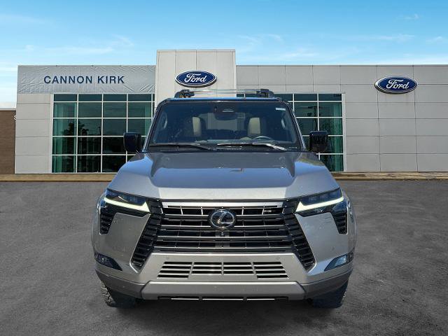 Used 2024 Lexus GX 550 AWD/4WD image 2