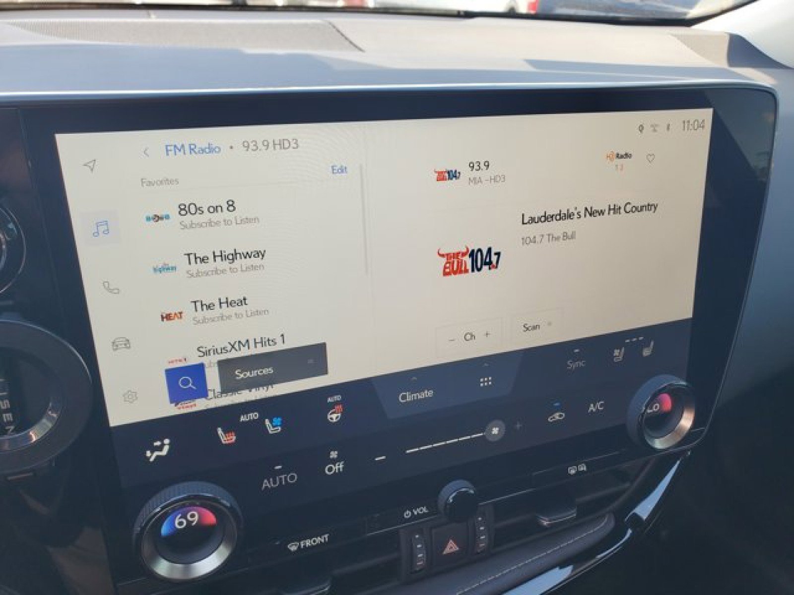 Used 2023 Lexus NX 350 AWD w/ Premium Package image 23