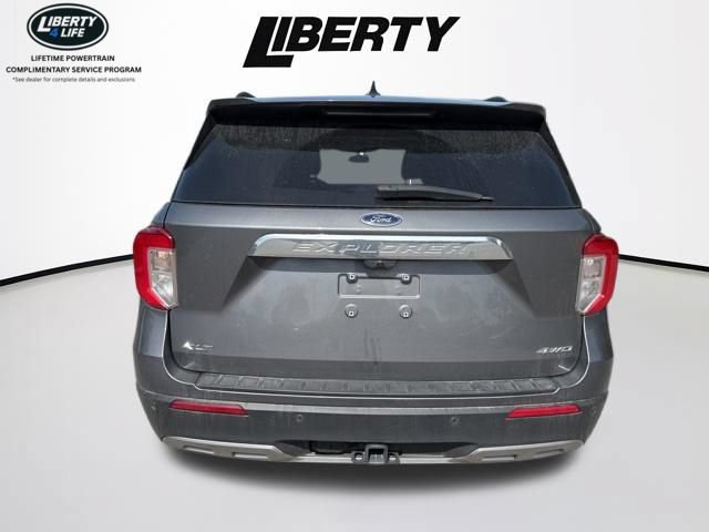 Certified 2023 Ford Explorer XLT w/ Equipment Group 202A AWD/4WD image 7