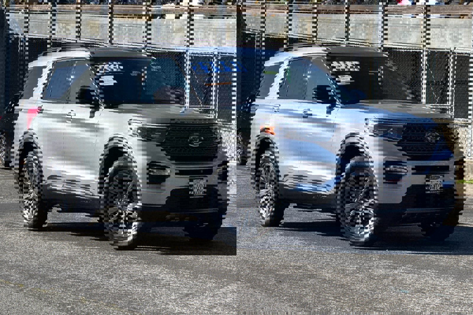 Certified 2023 Ford Explorer XLT w/ Equipment Group 202A image 2