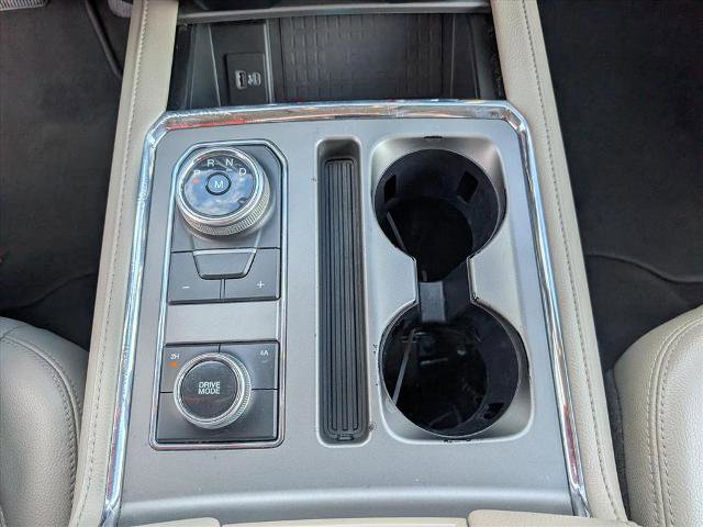 Certified 2020 Ford Expedition XLT w/ Equipment Group 202A image 13