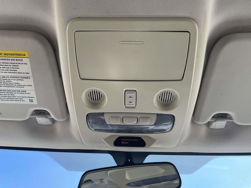 Certified 2019 Ford EcoSport SE image 29