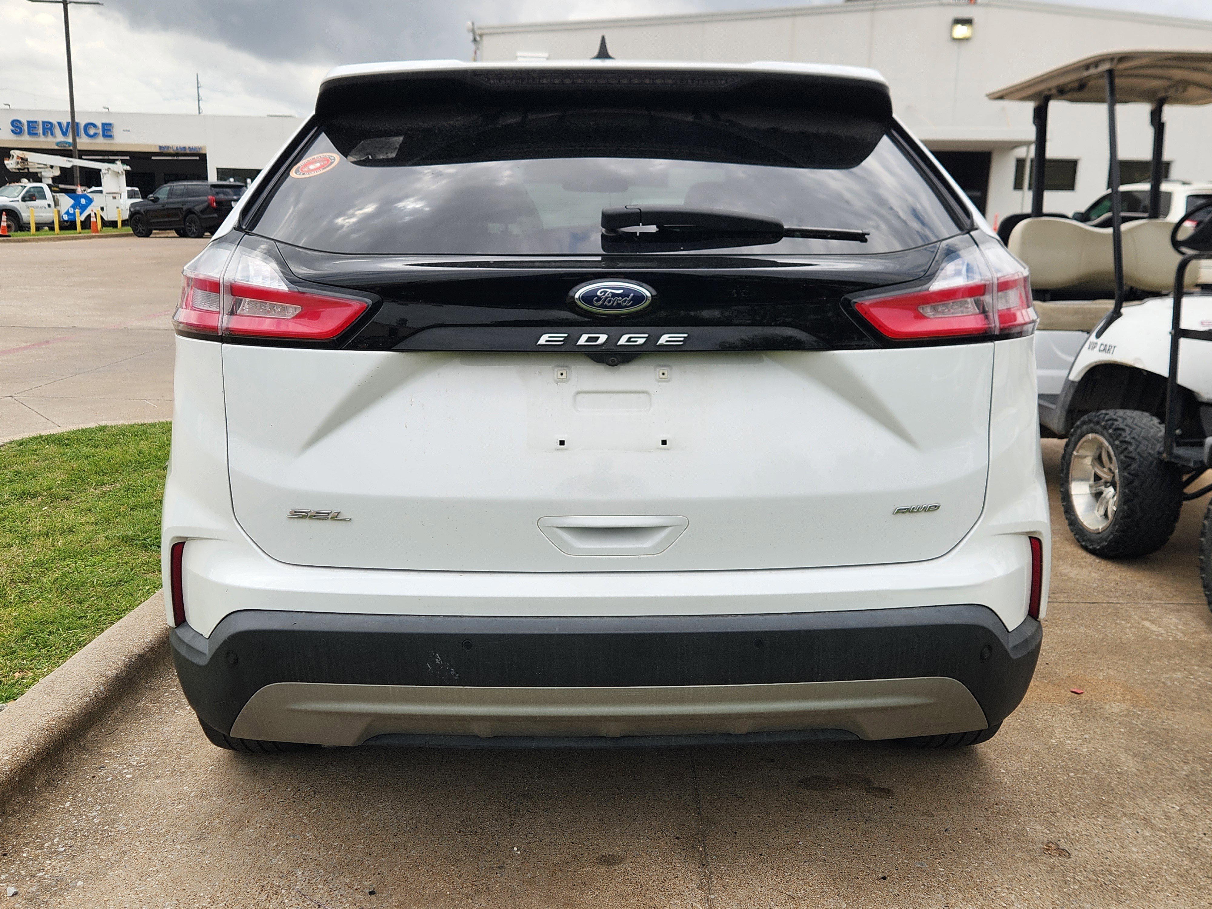 Certified 2023 Ford Edge SEL image 3