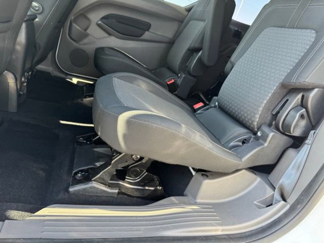 Certified 2020 Ford Transit Connect XLT image 15