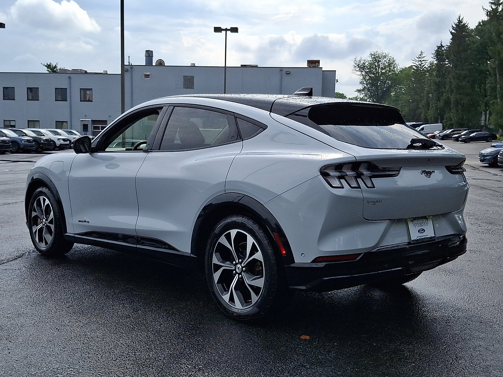 Certified 2023 Ford Mustang Mach-E Premium AWD/4WD image 4