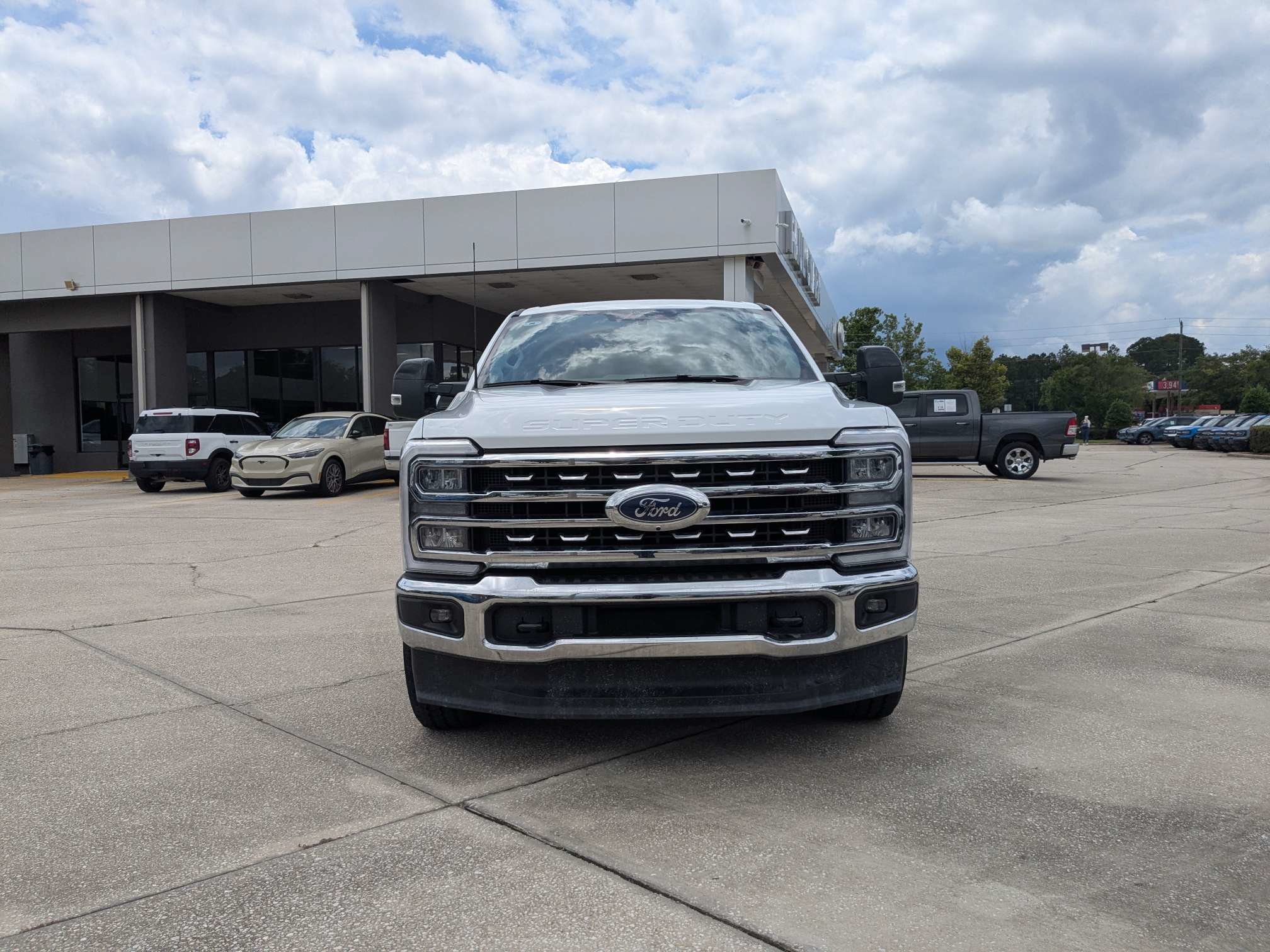 Certified 2026 Ford F250 Lariat AWD/4WD image 9
